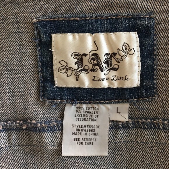 Jean jacket with sequins on pockets - Picture 3 of 3